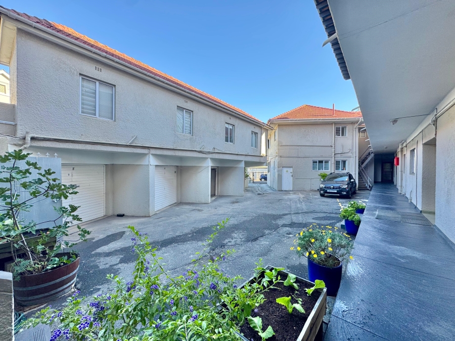 1 Bedroom Property for Sale in Rondebosch Western Cape